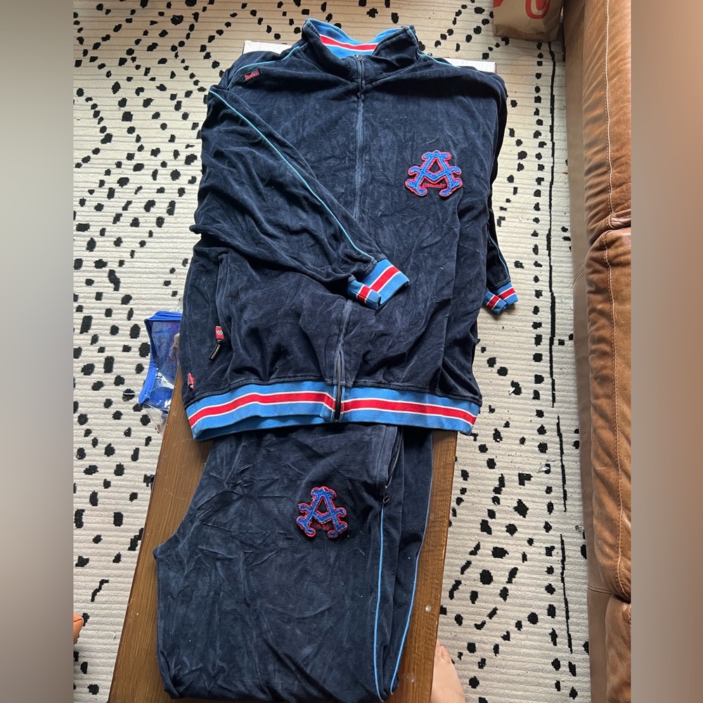 AKADEMIKS STADIUM NAVY SWEATSUIT VELOUR